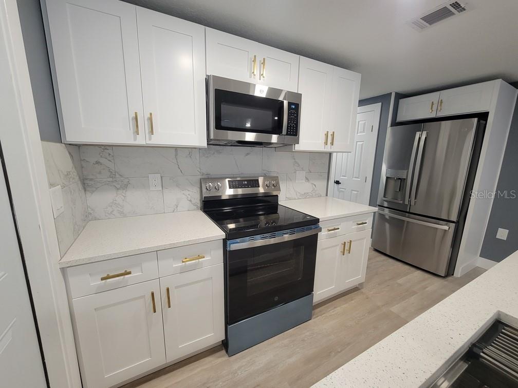 Image 8 of 24 For 4944 Elkner Street