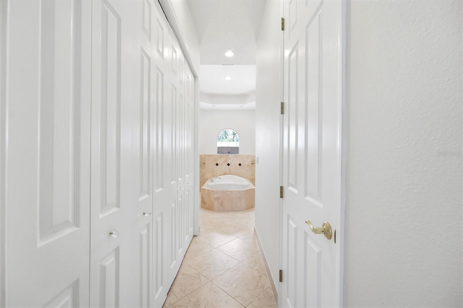 Listing photo id 21 for 130 Linder Drive