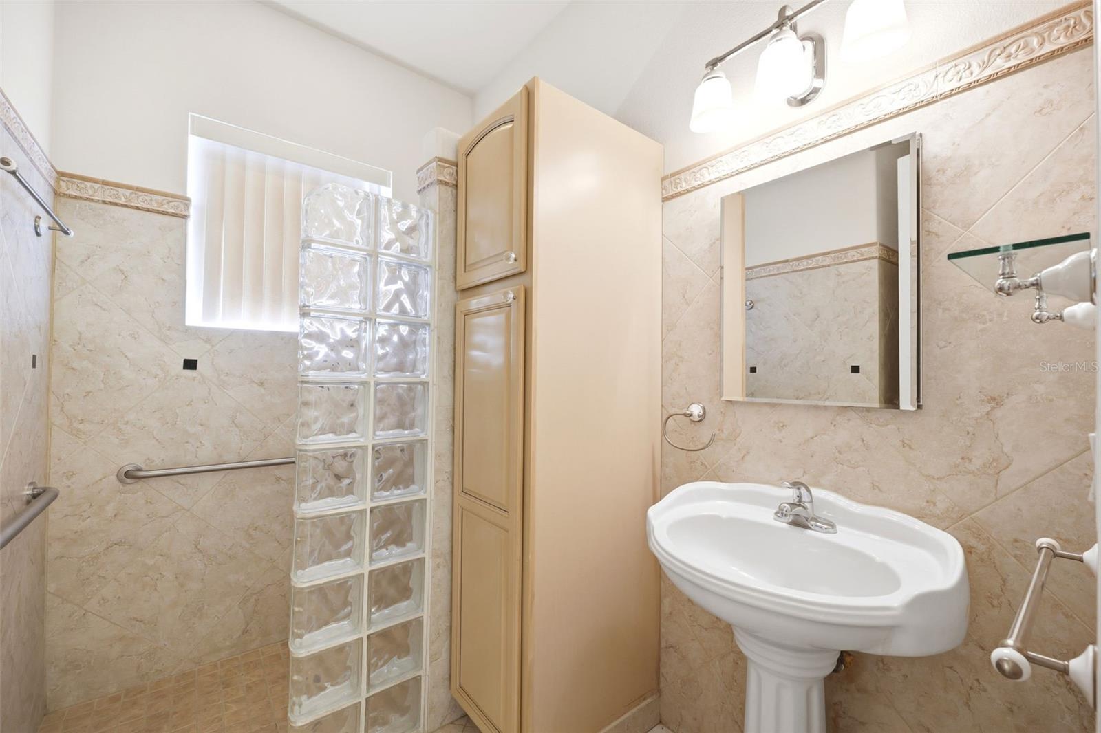 Listing photo id 28 for 130 Linder Drive