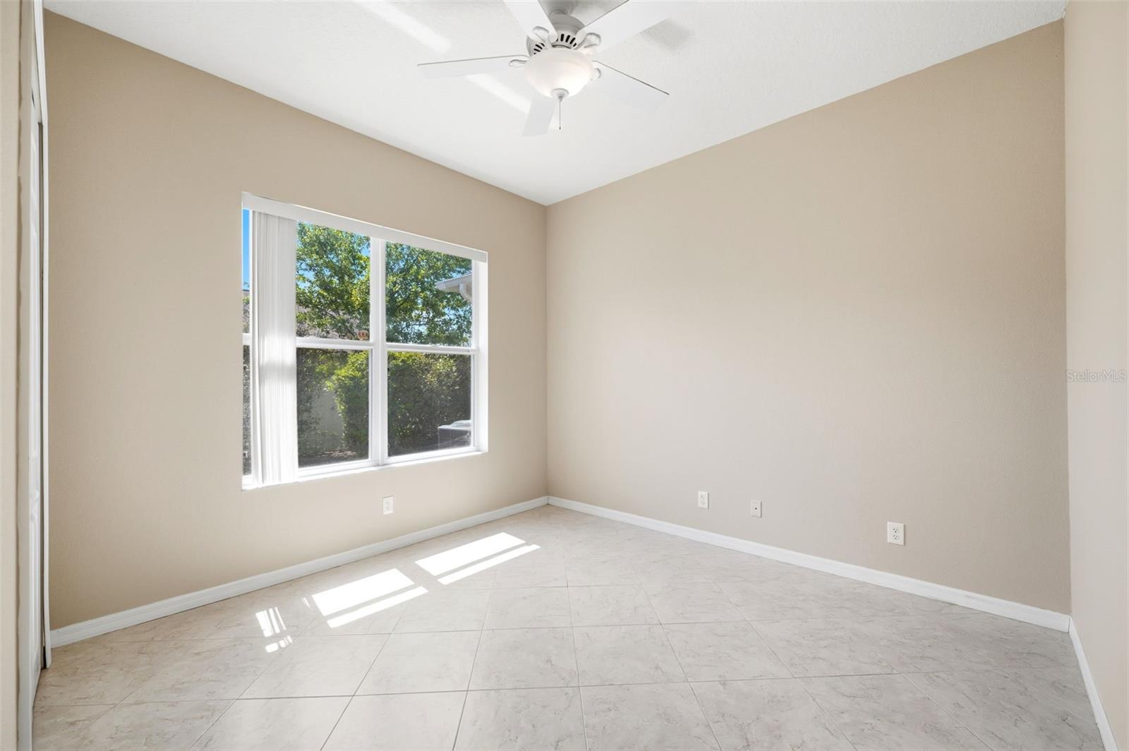 Listing photo id 30 for 130 Linder Drive