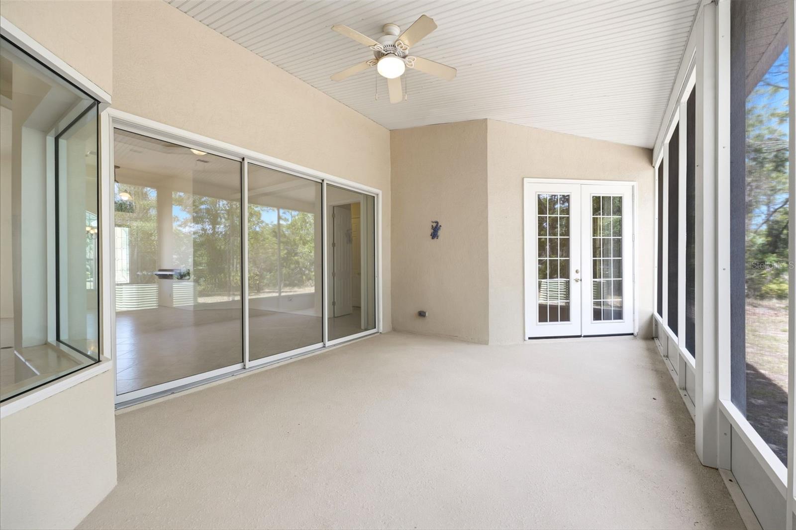 Listing photo id 33 for 130 Linder Drive