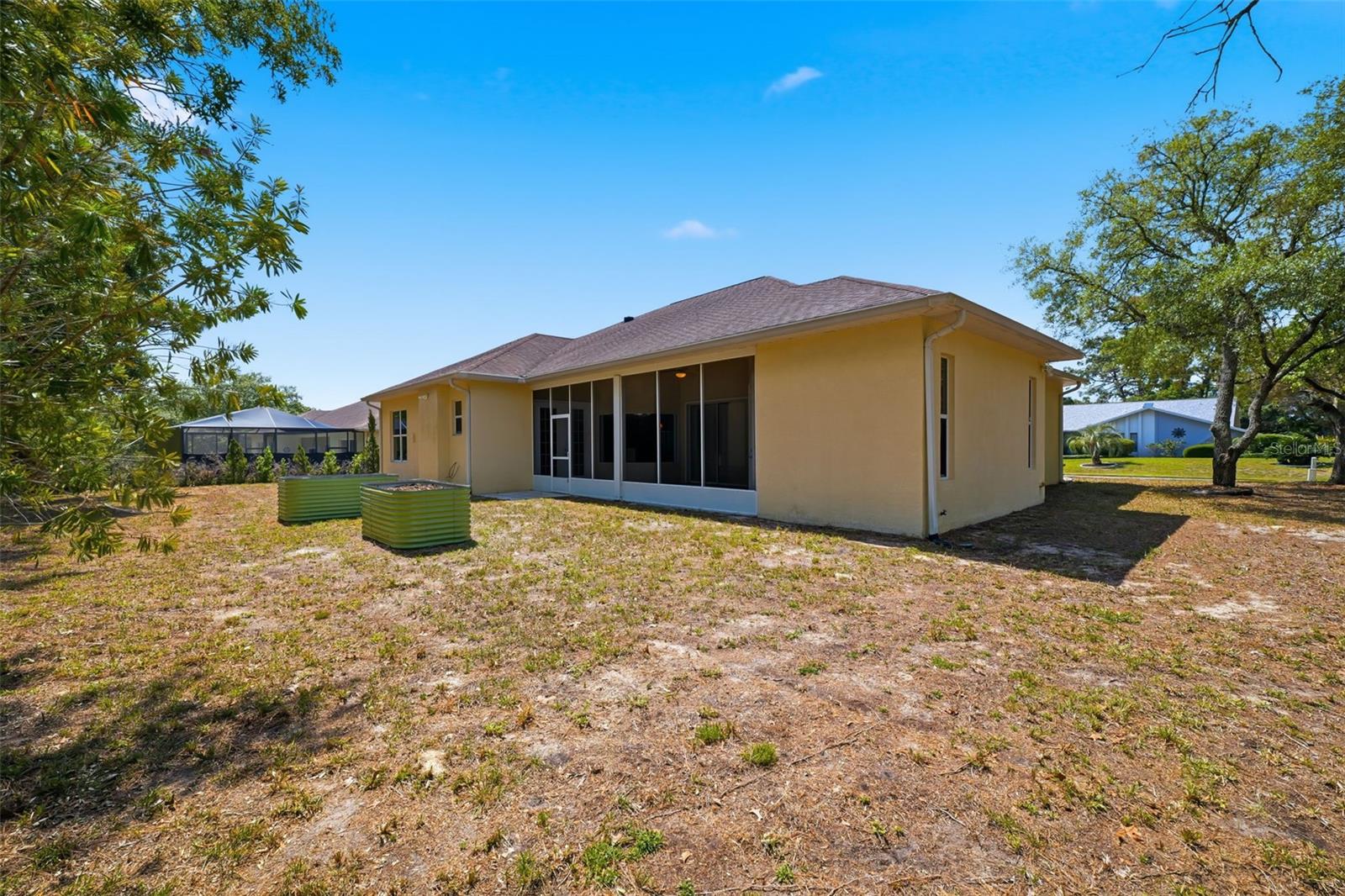 Listing photo id 38 for 130 Linder Drive