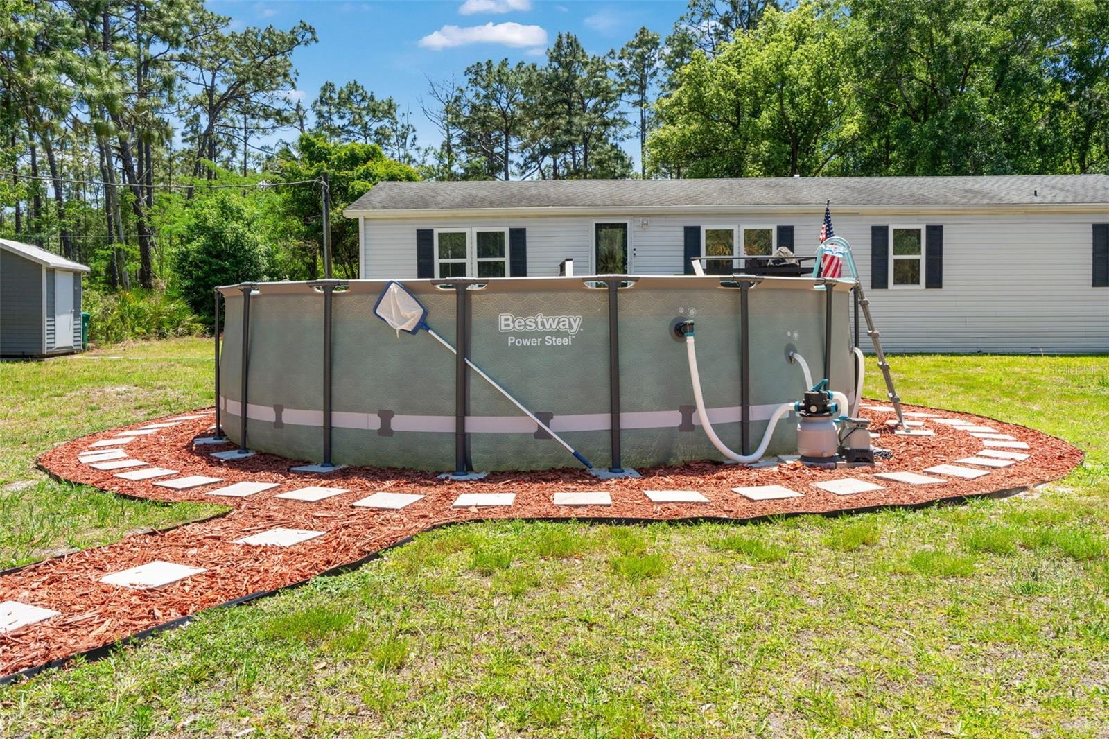 Image 23 of 29 For 6886 Edgewood Lane