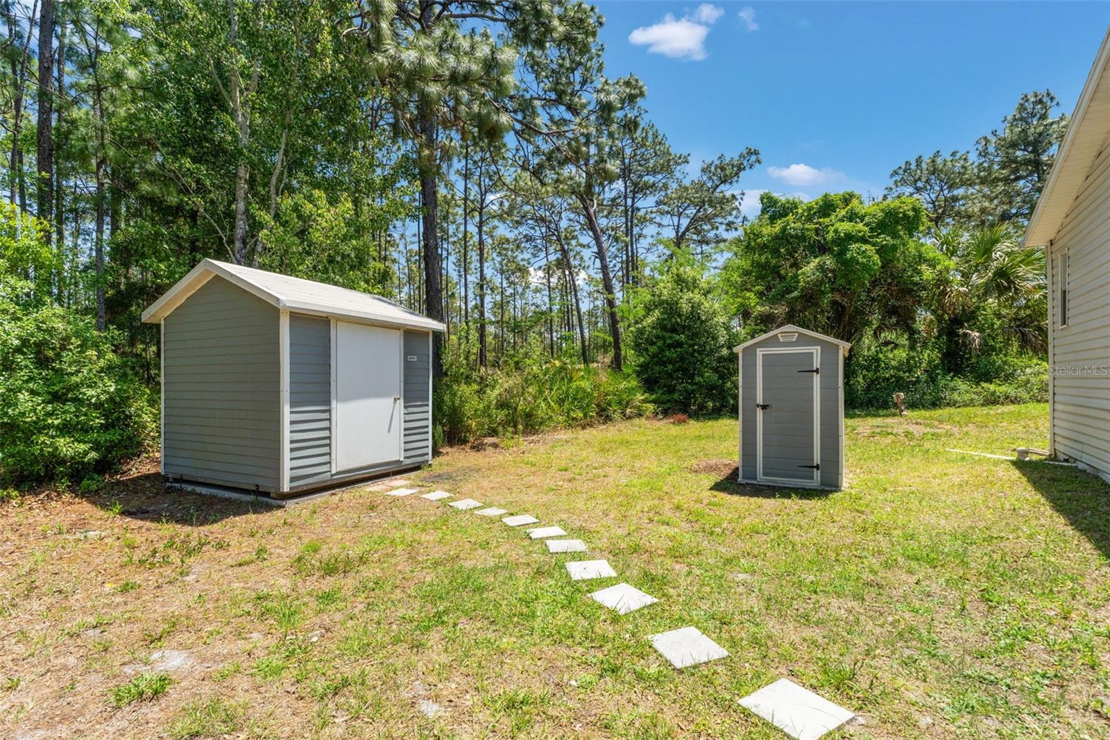 Image 25 of 29 For 6886 Edgewood Lane