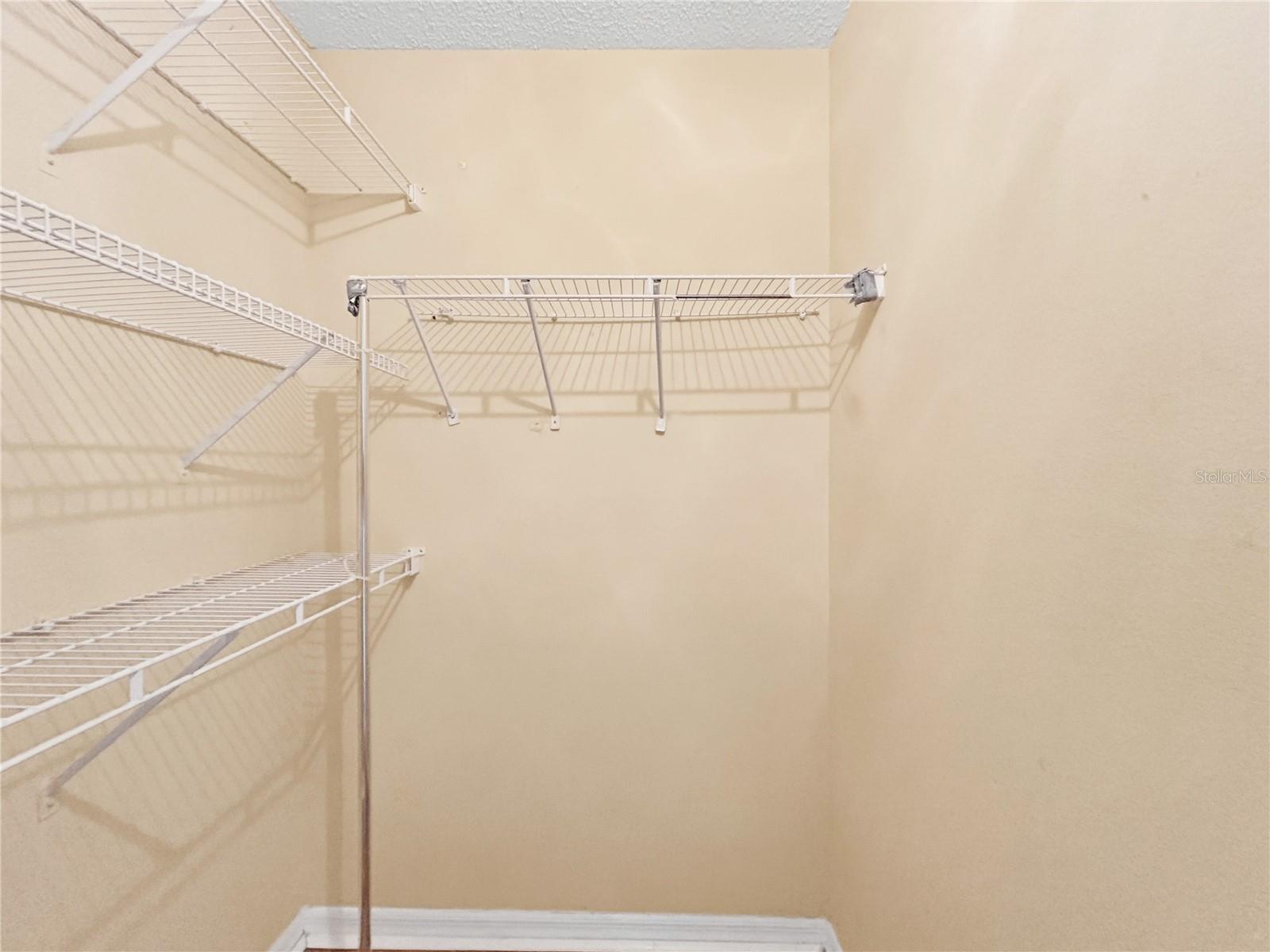 Image 16 of 31 For 9308 Whispering Meadow Court