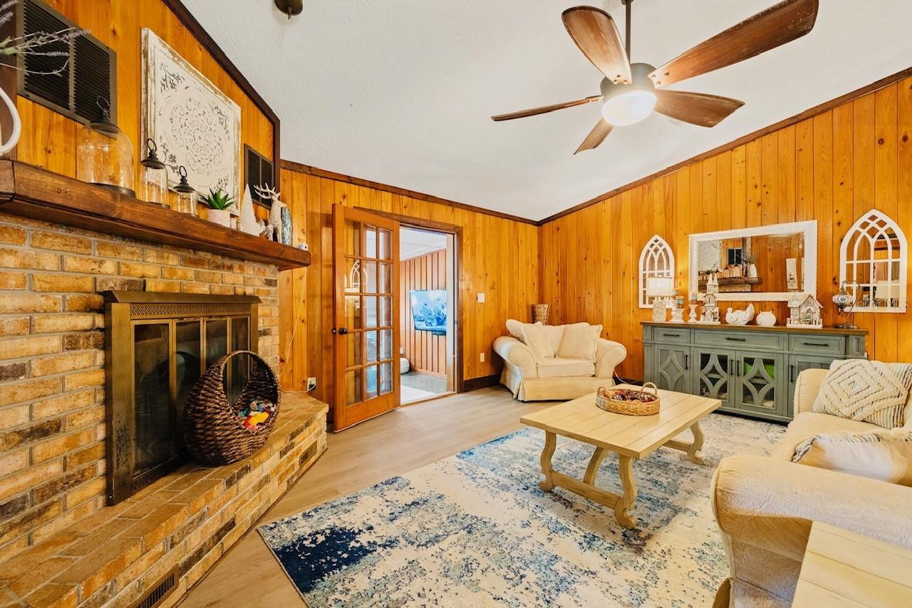 Image 17 of 28 For 10245 Trails End Road