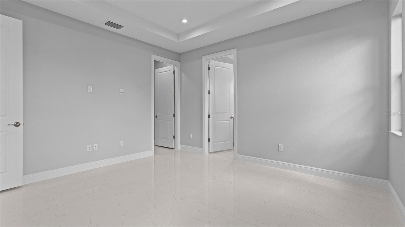 Image 11 of 25 For 14363 Hammock Oak Street