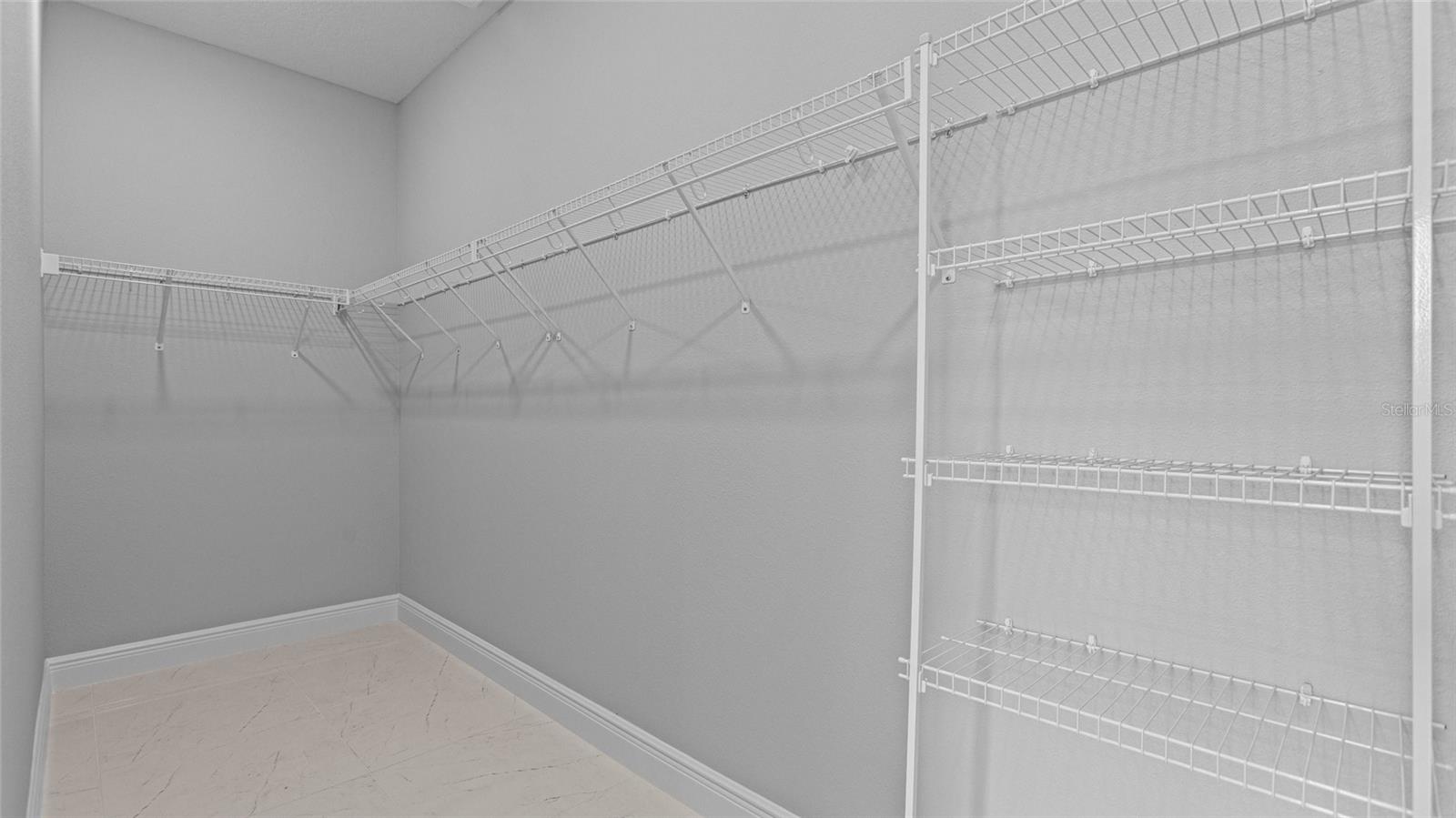 Image 13 of 25 For 14363 Hammock Oak Street