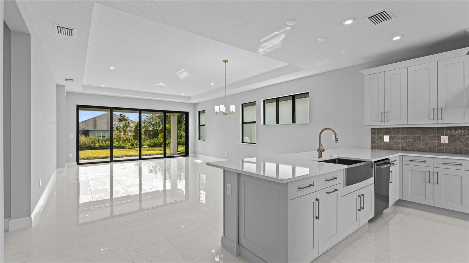 Image 5 of 25 For 14363 Hammock Oak Street