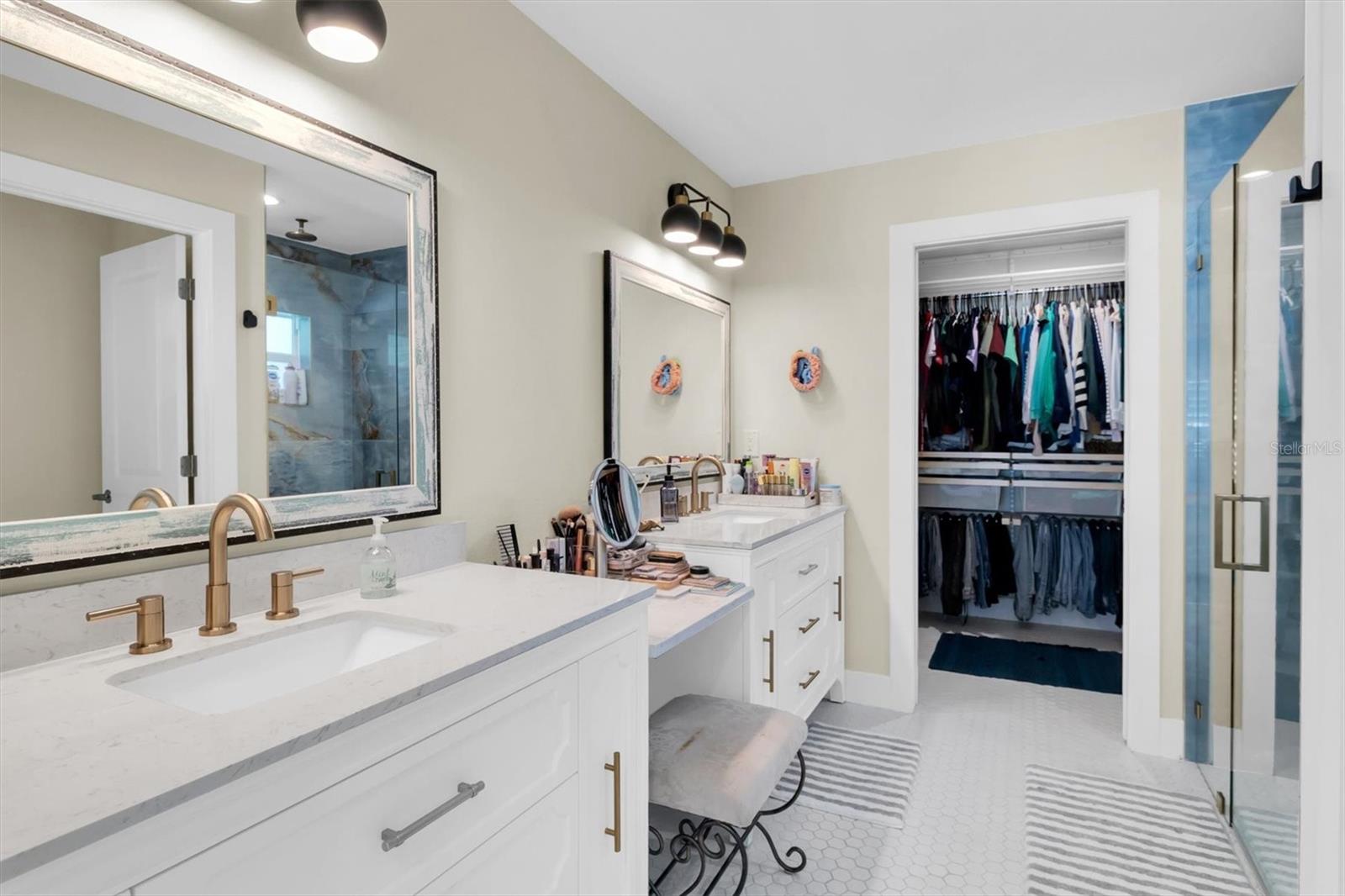 Image 15 of 32 For 6013 Madison Street