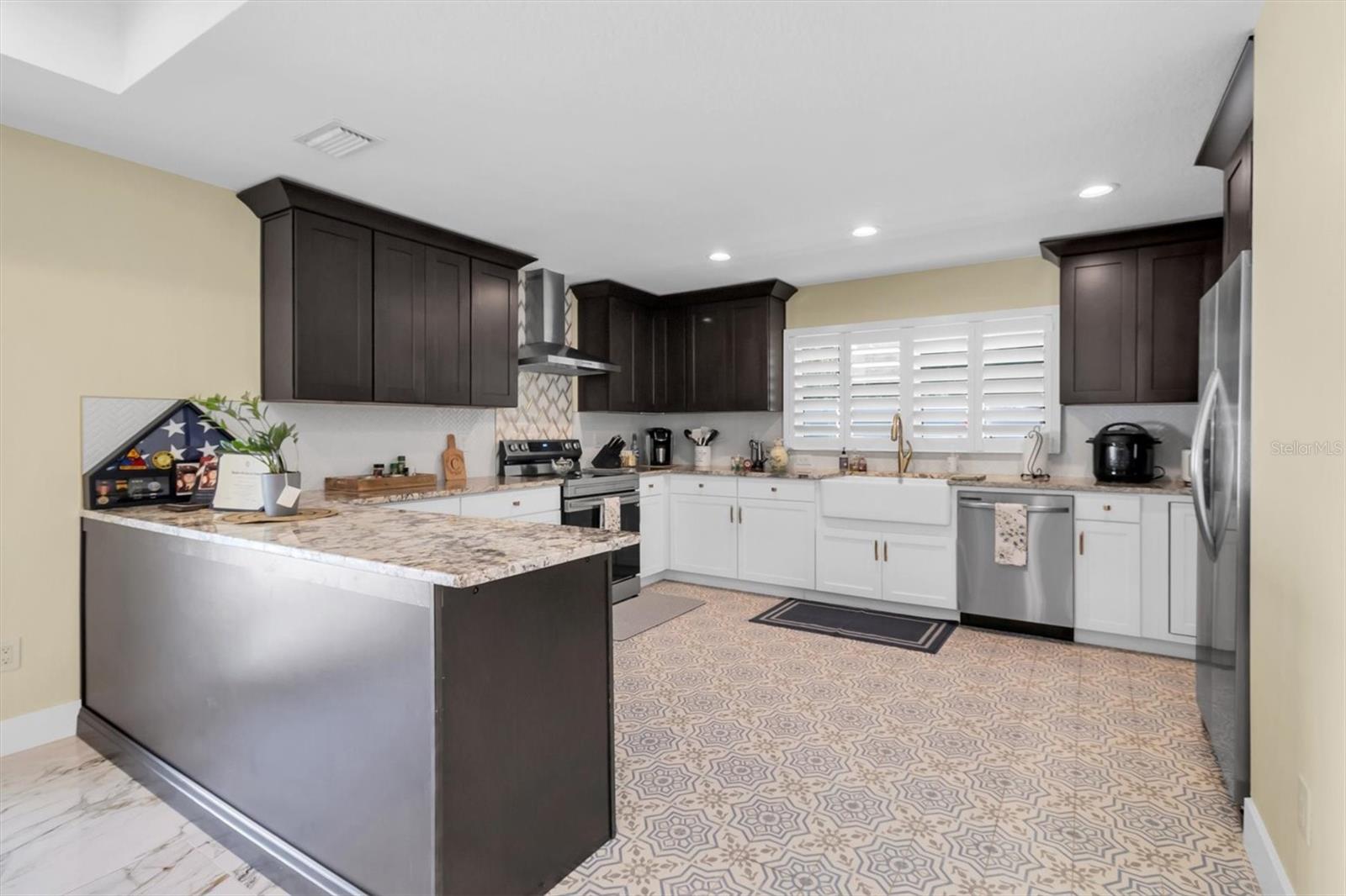 Image 8 of 32 For 6013 Madison Street