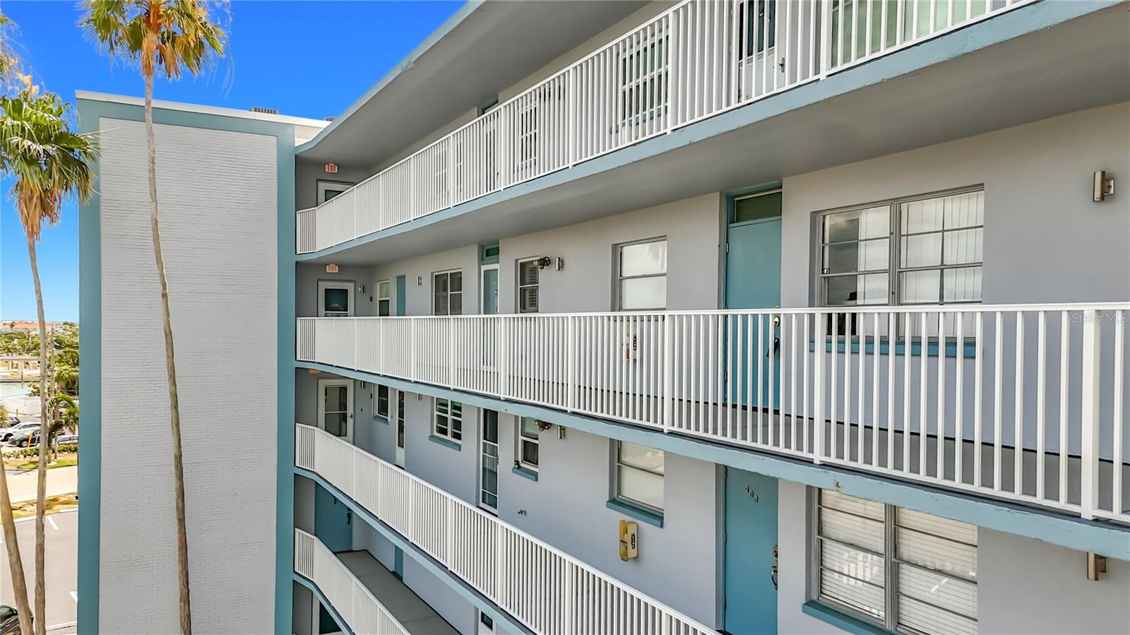 Image 11 of 61 For 1868 Shore Drive S 503