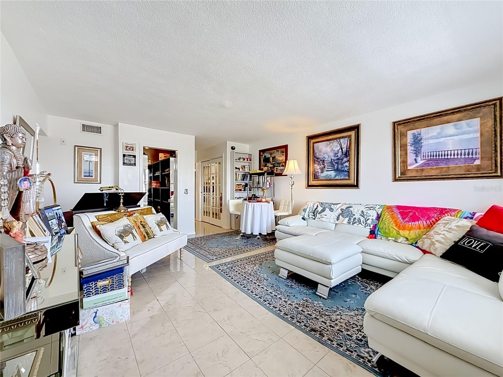 Image 17 of 61 For 1868 Shore Drive S 503