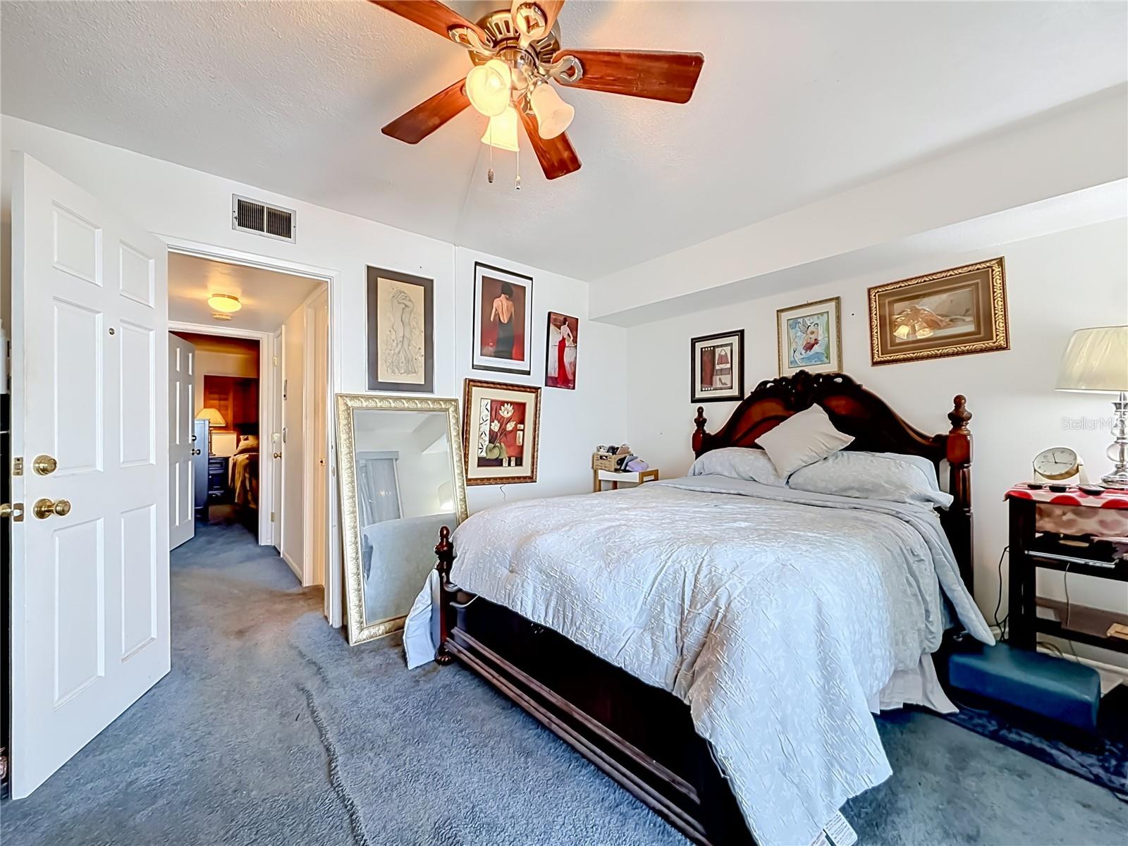 Image 30 of 61 For 1868 Shore Drive S 503