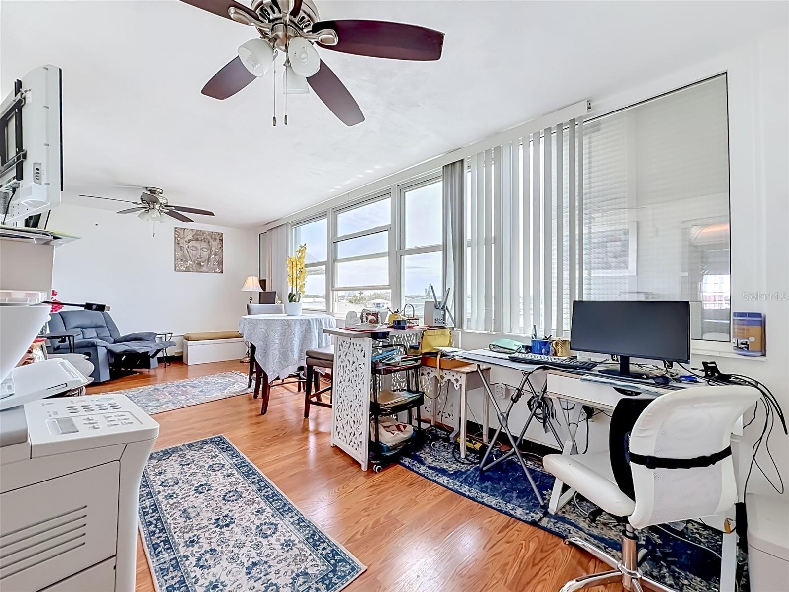 Image 42 of 61 For 1868 Shore Drive S 503