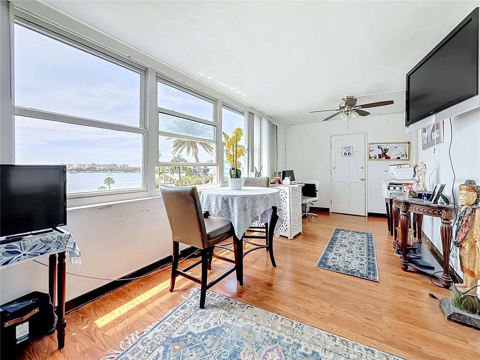 Image 47 of 61 For 1868 Shore Drive S 503