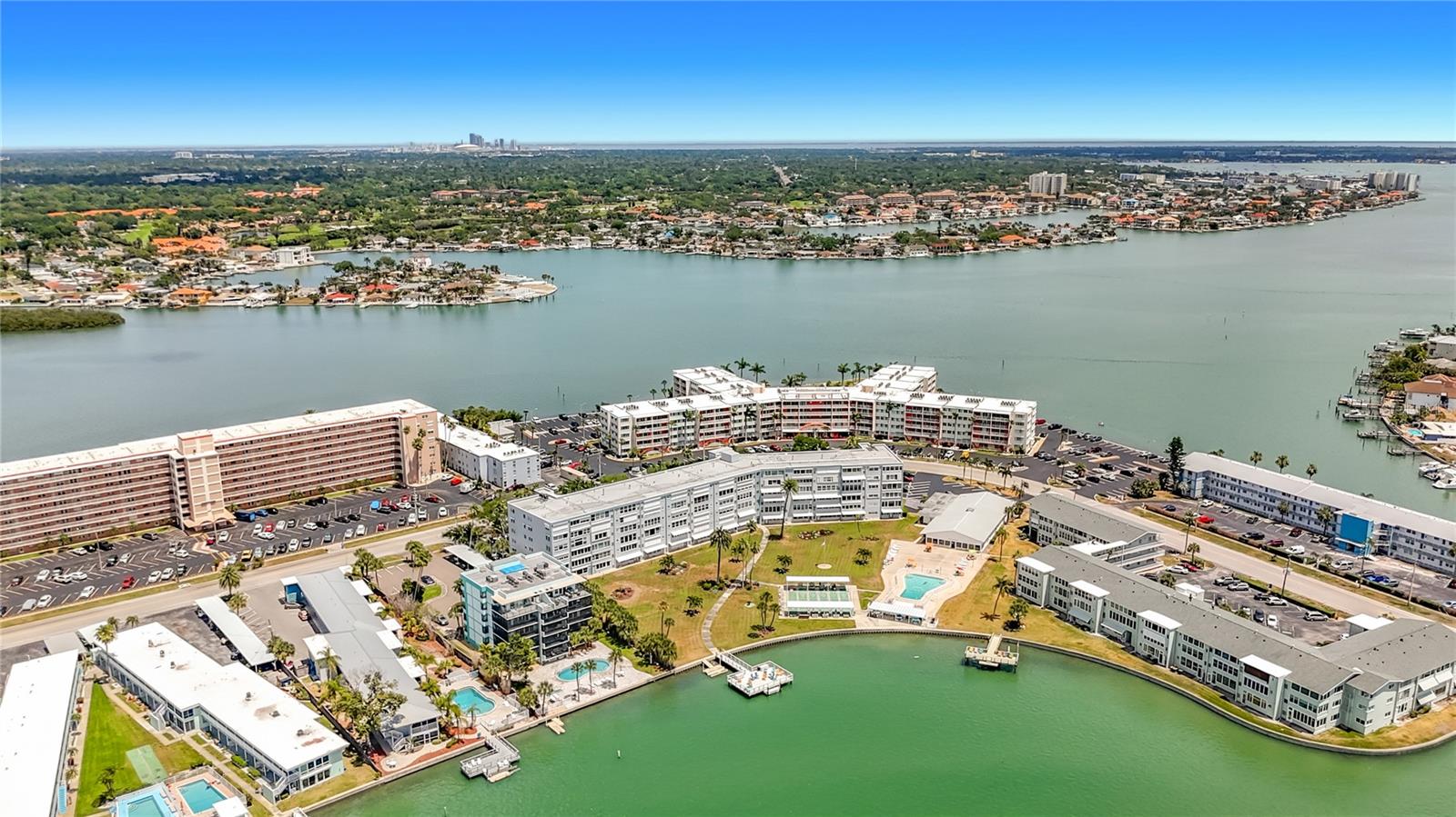 Image 58 of 61 For 1868 Shore Drive S 503