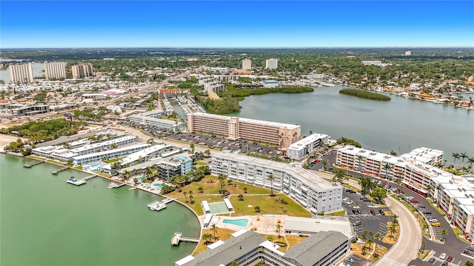 Image 60 of 61 For 1868 Shore Drive S 503