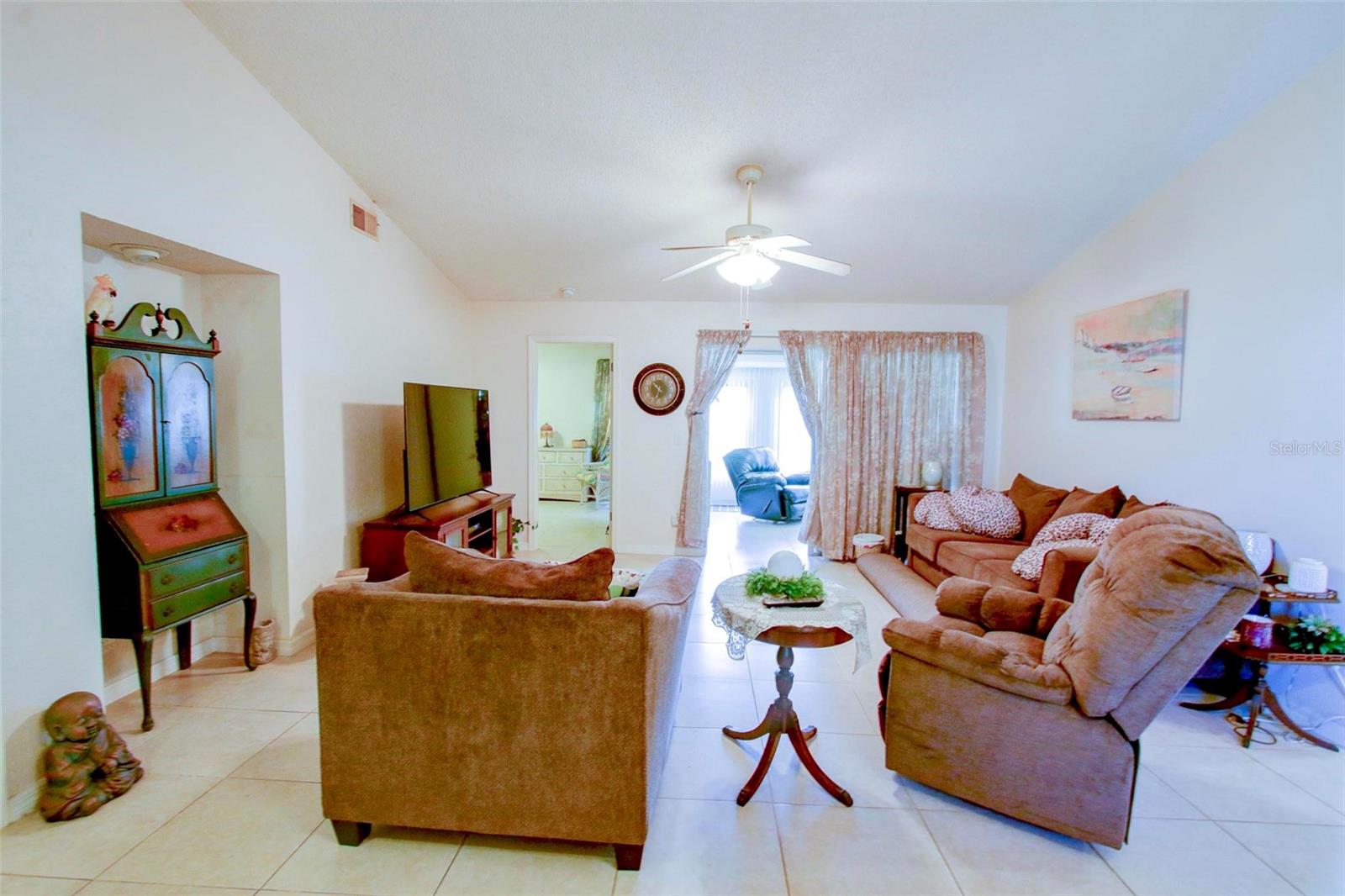 Image 4 of 35 For 7403 Heather Walk Drive