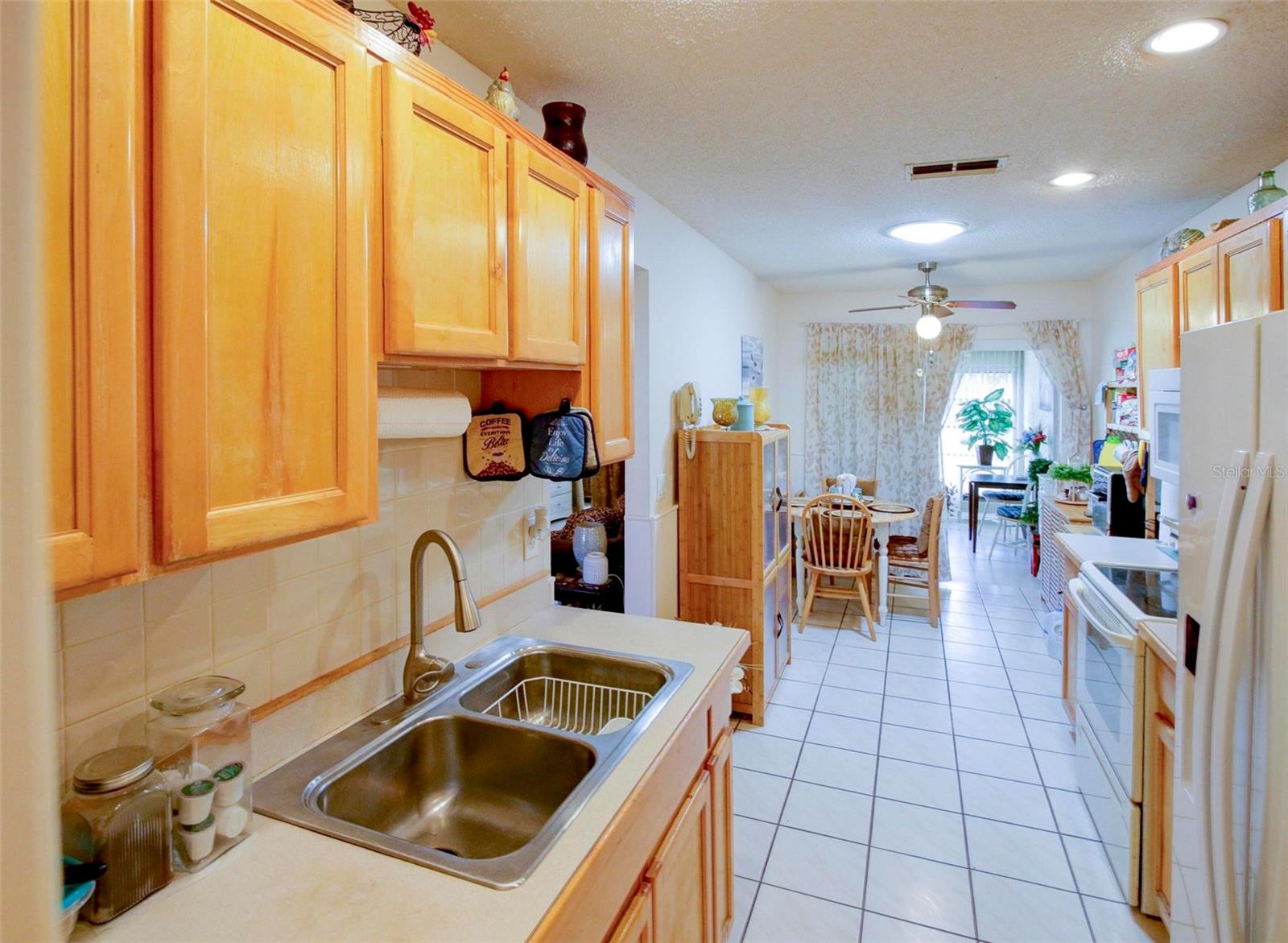 Image 7 of 35 For 7403 Heather Walk Drive