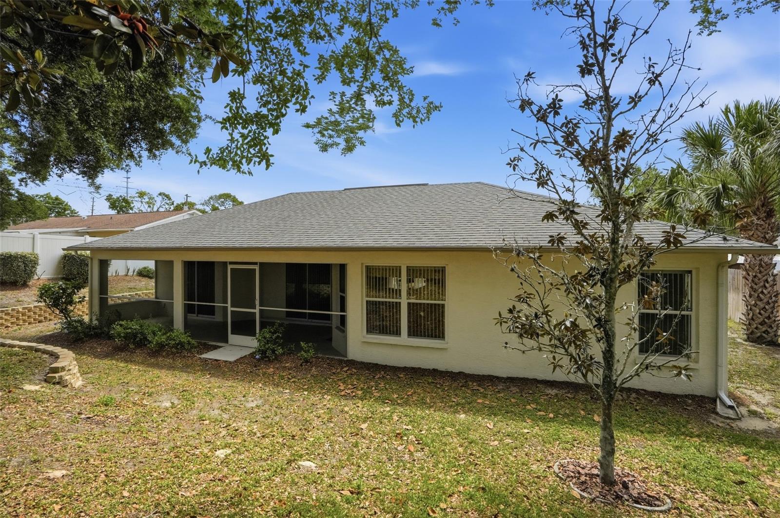 Image 31 of 44 For 11030 Linden Drive