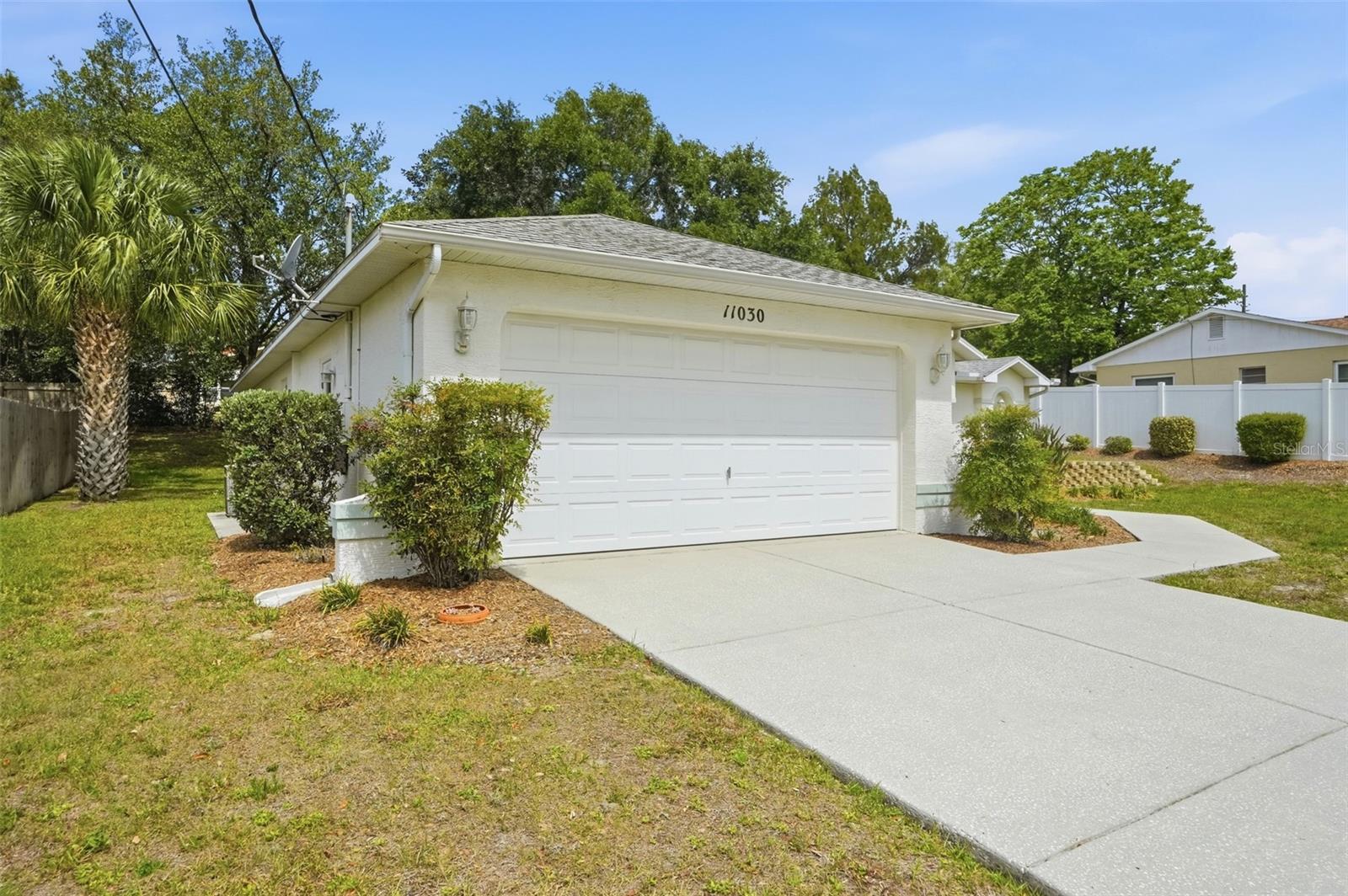 Image 33 of 44 For 11030 Linden Drive