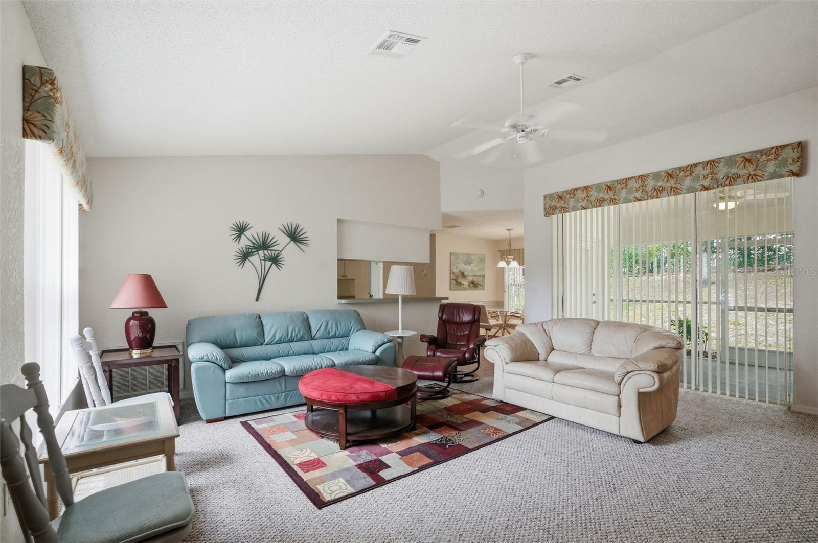 Image 6 of 44 For 11030 Linden Drive
