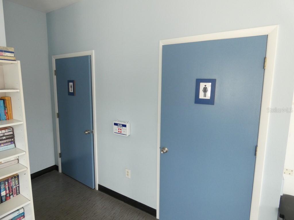 Image 35 of 44 For 12674 Seminole Boulevard S8