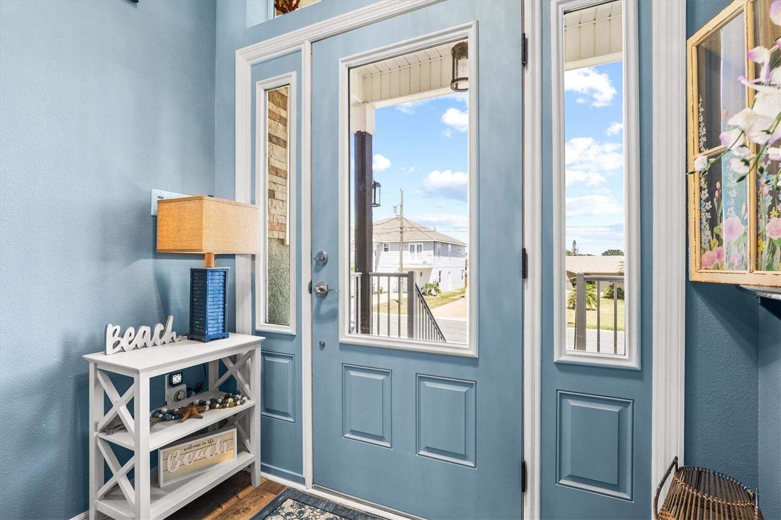 Listing photo id 8 for 3351 Poinsettia Drive