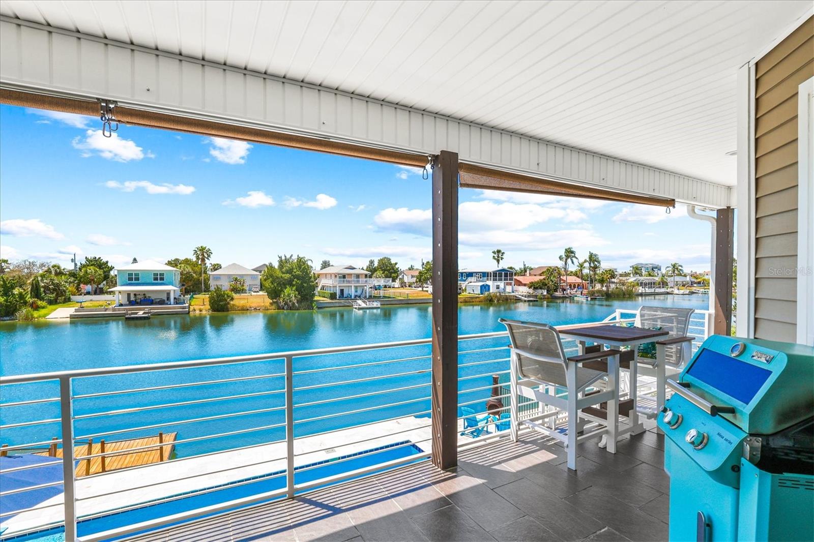 Listing photo id 19 for 3351 Poinsettia Drive