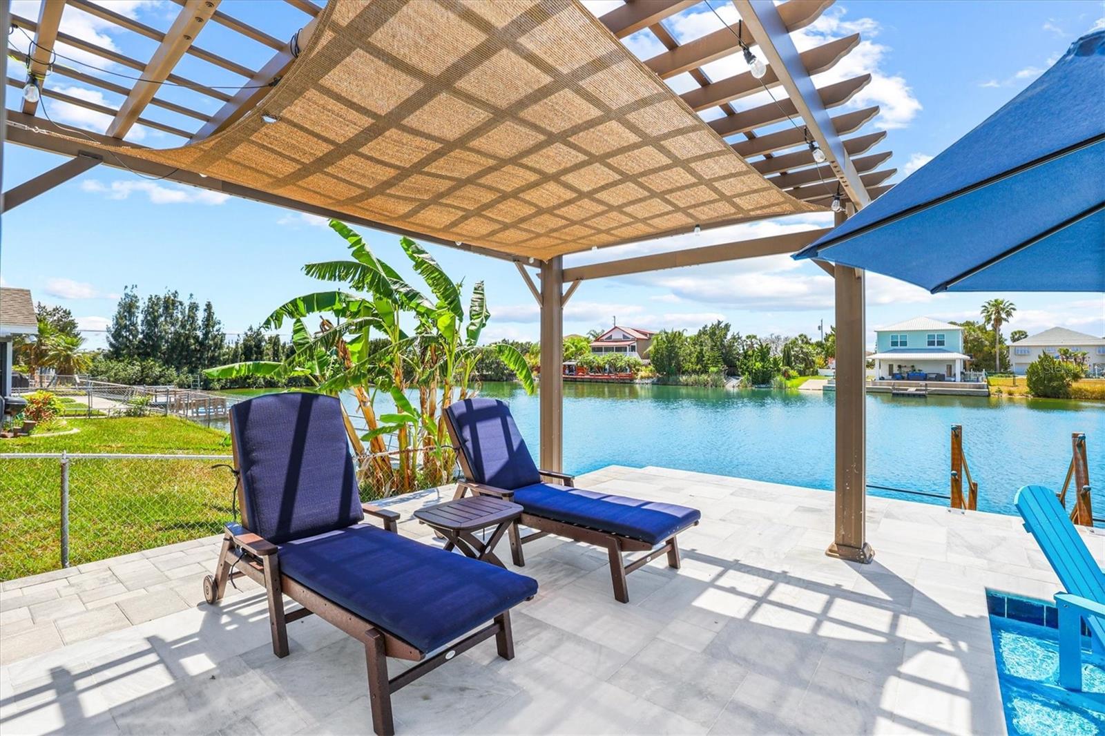 Listing photo id 45 for 3351 Poinsettia Drive