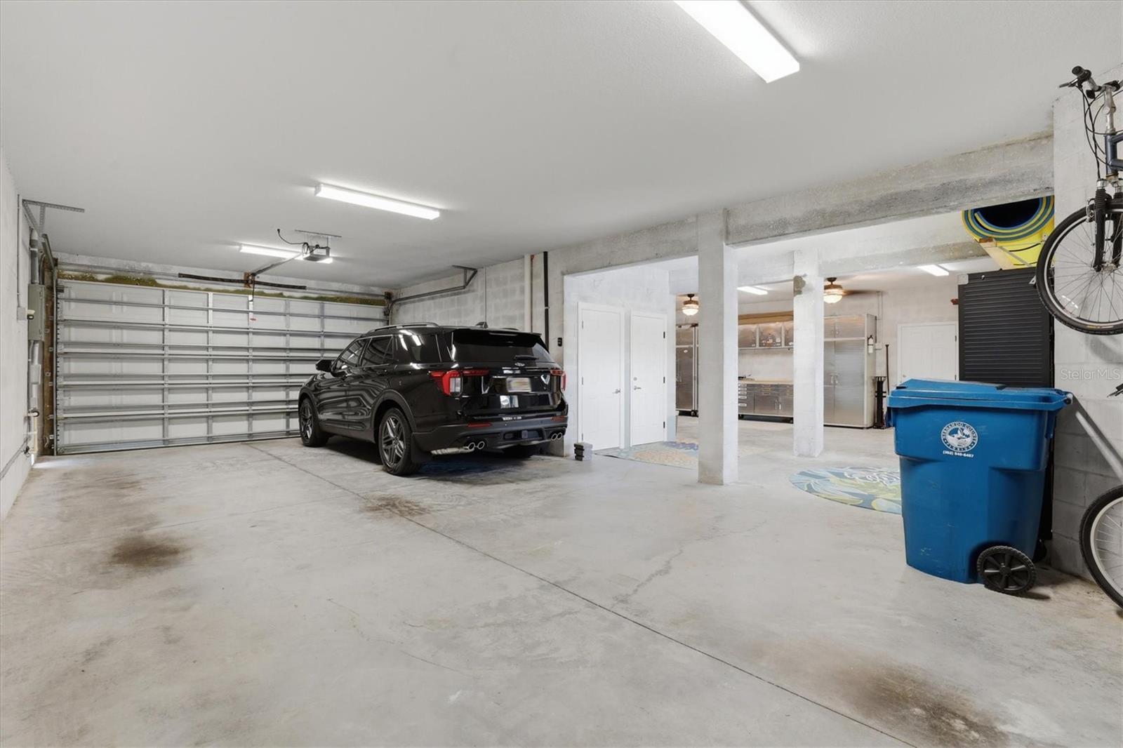 Listing photo id 54 for 3351 Poinsettia Drive