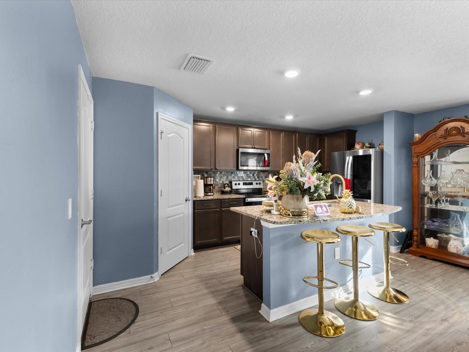 Image 4 of 38 For 5372 Fez Court