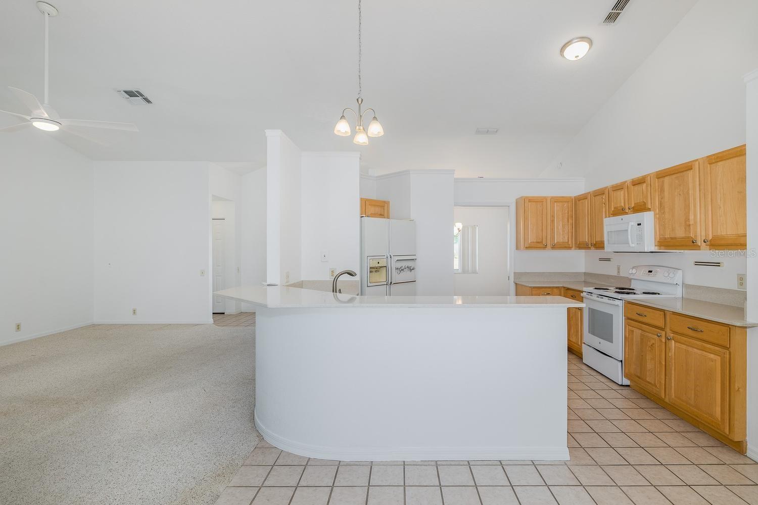 Image 22 of 61 For 8912 Thoreau Place