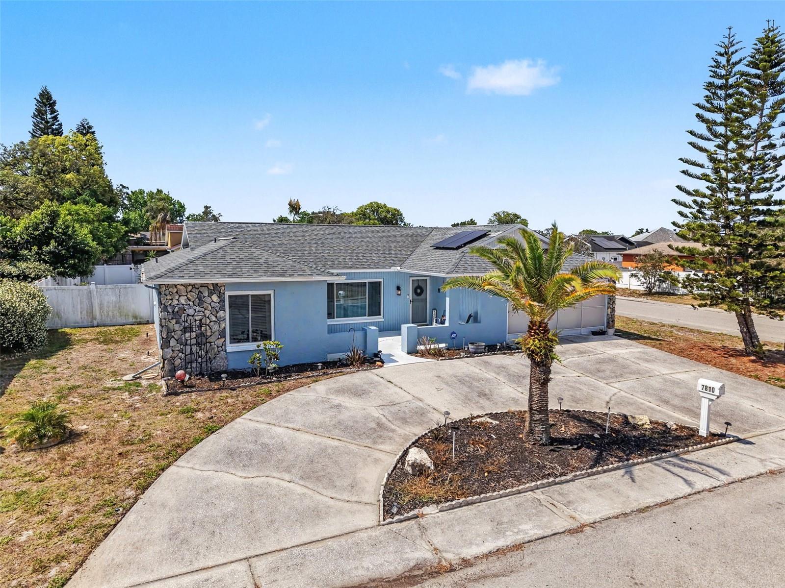 Image 4 of 66 For 7810 Vienna Lane
