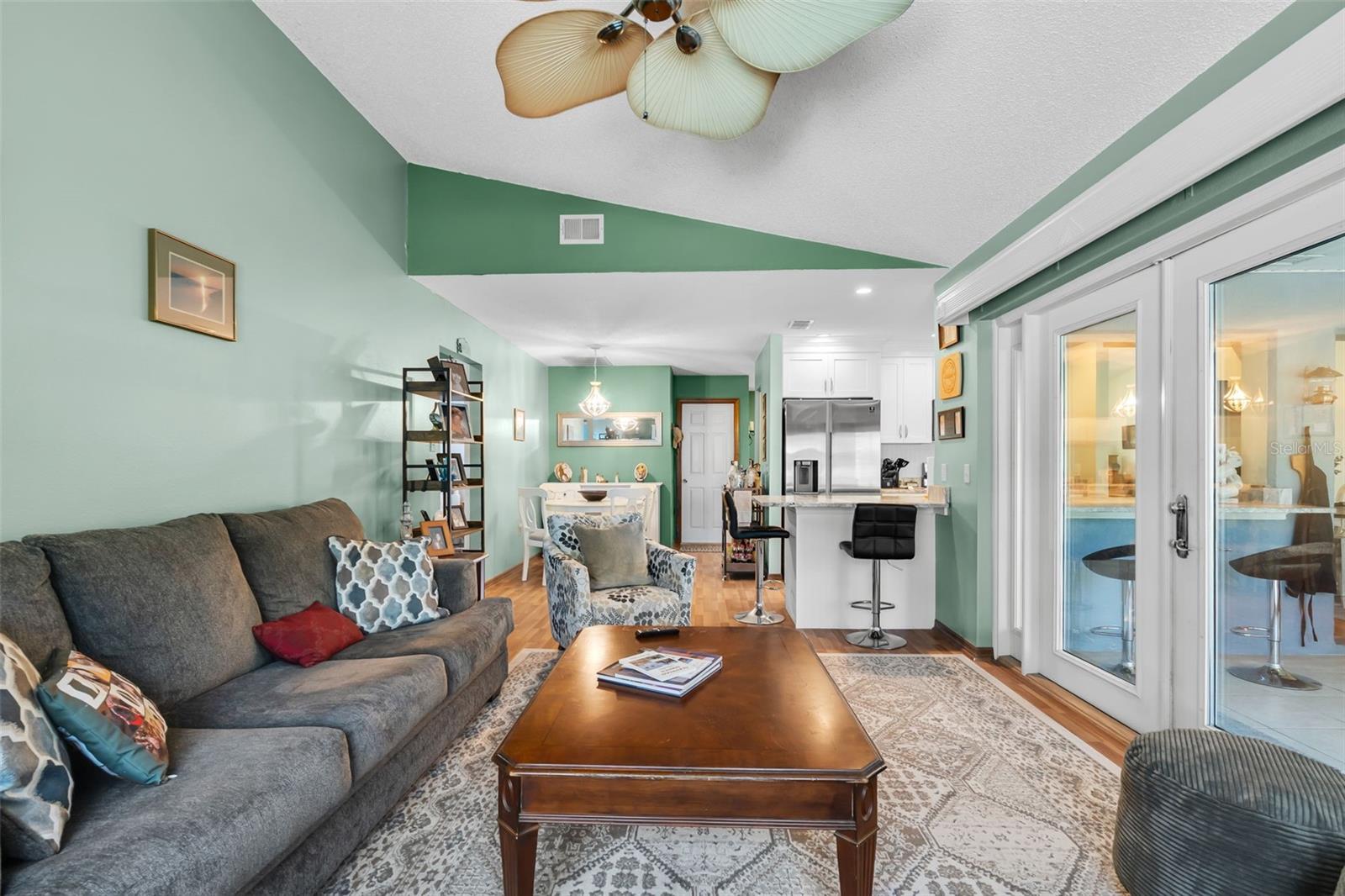 Image 17 of 54 For 10116 Landmark Drive