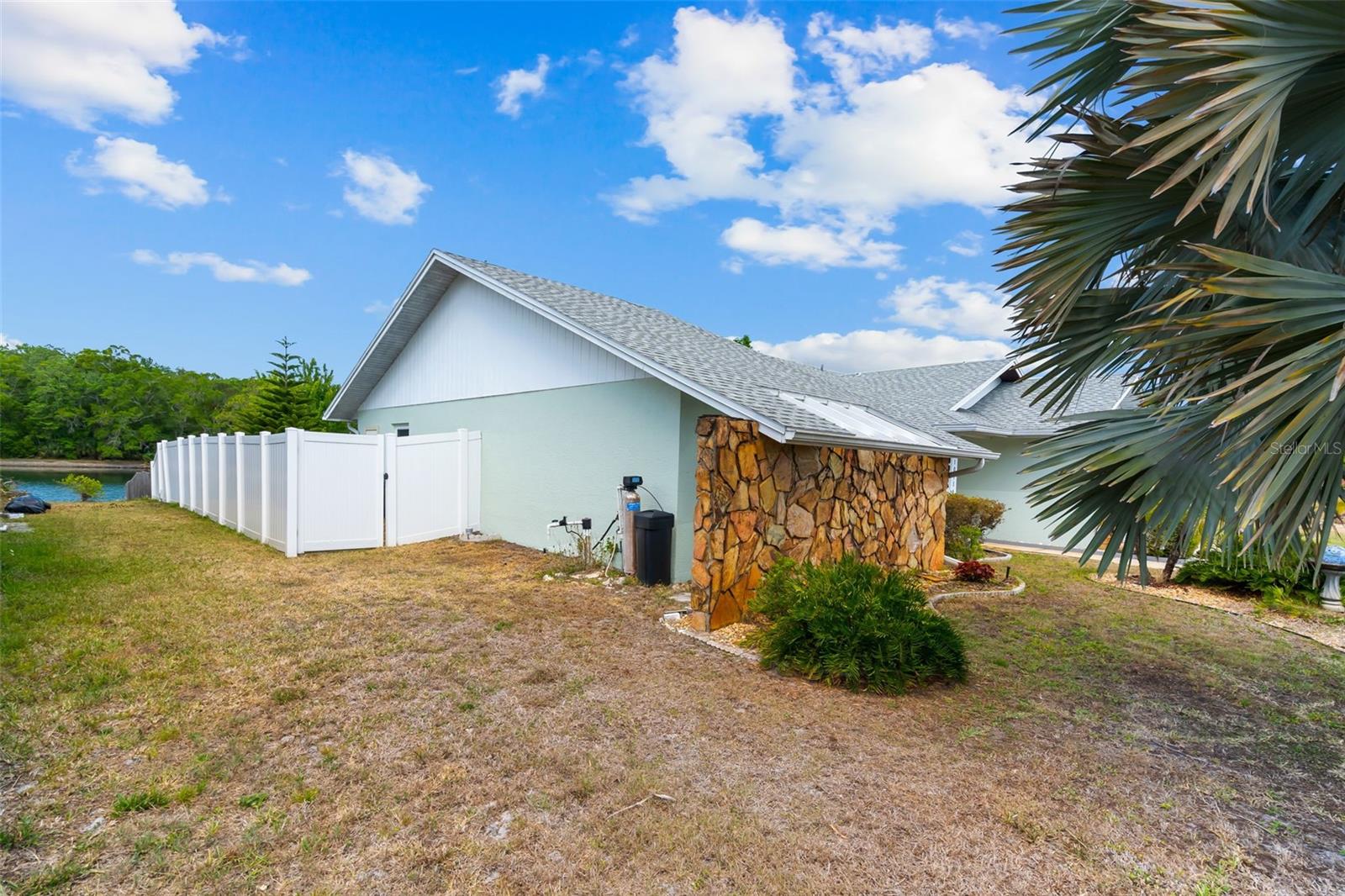 Image 2 of 54 For 10116 Landmark Drive