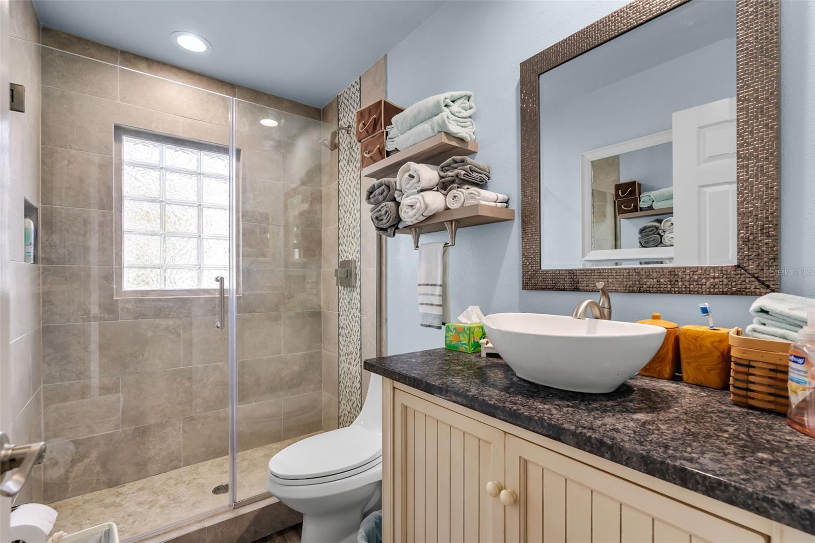 Image 29 of 54 For 10116 Landmark Drive