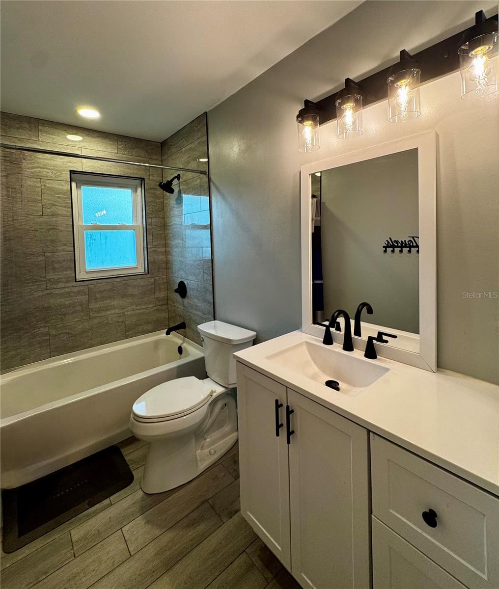 Image 14 of 16 For 34817 Orchid Parkway