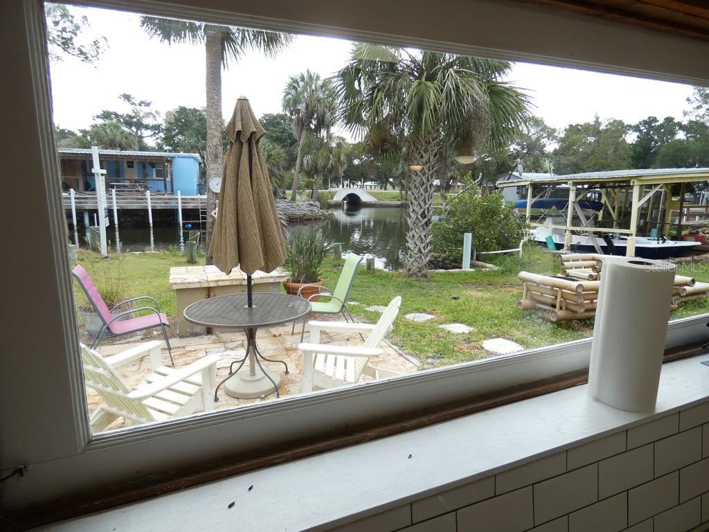 Listing photo id 21 for 2215 Hunt Point