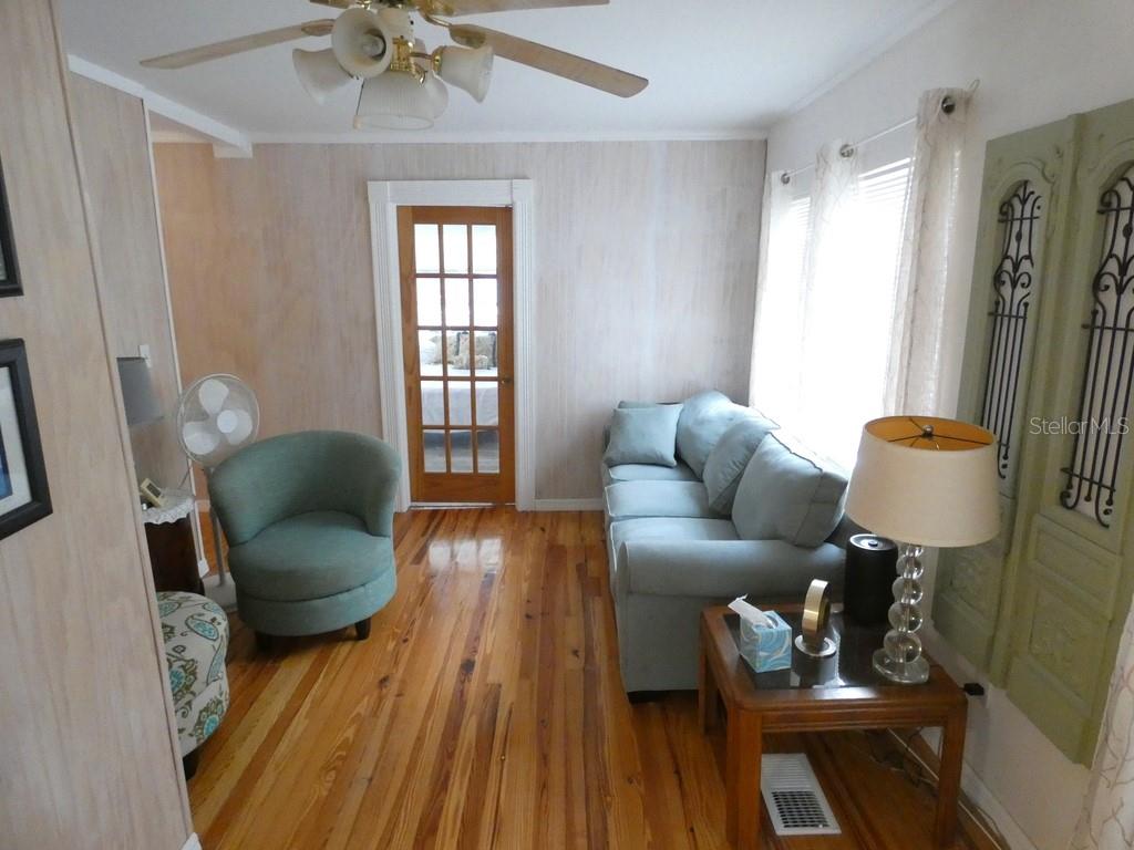 Listing photo id 29 for 2215 Hunt Point