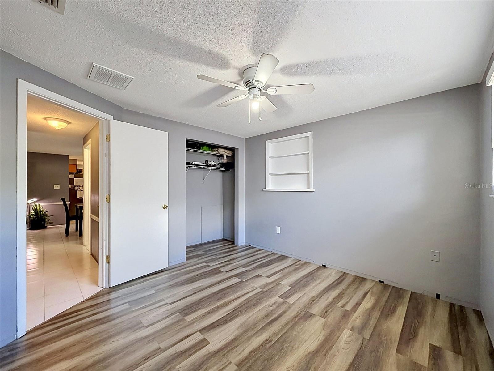 Image 19 of 33 For 10115 Oleander Drive