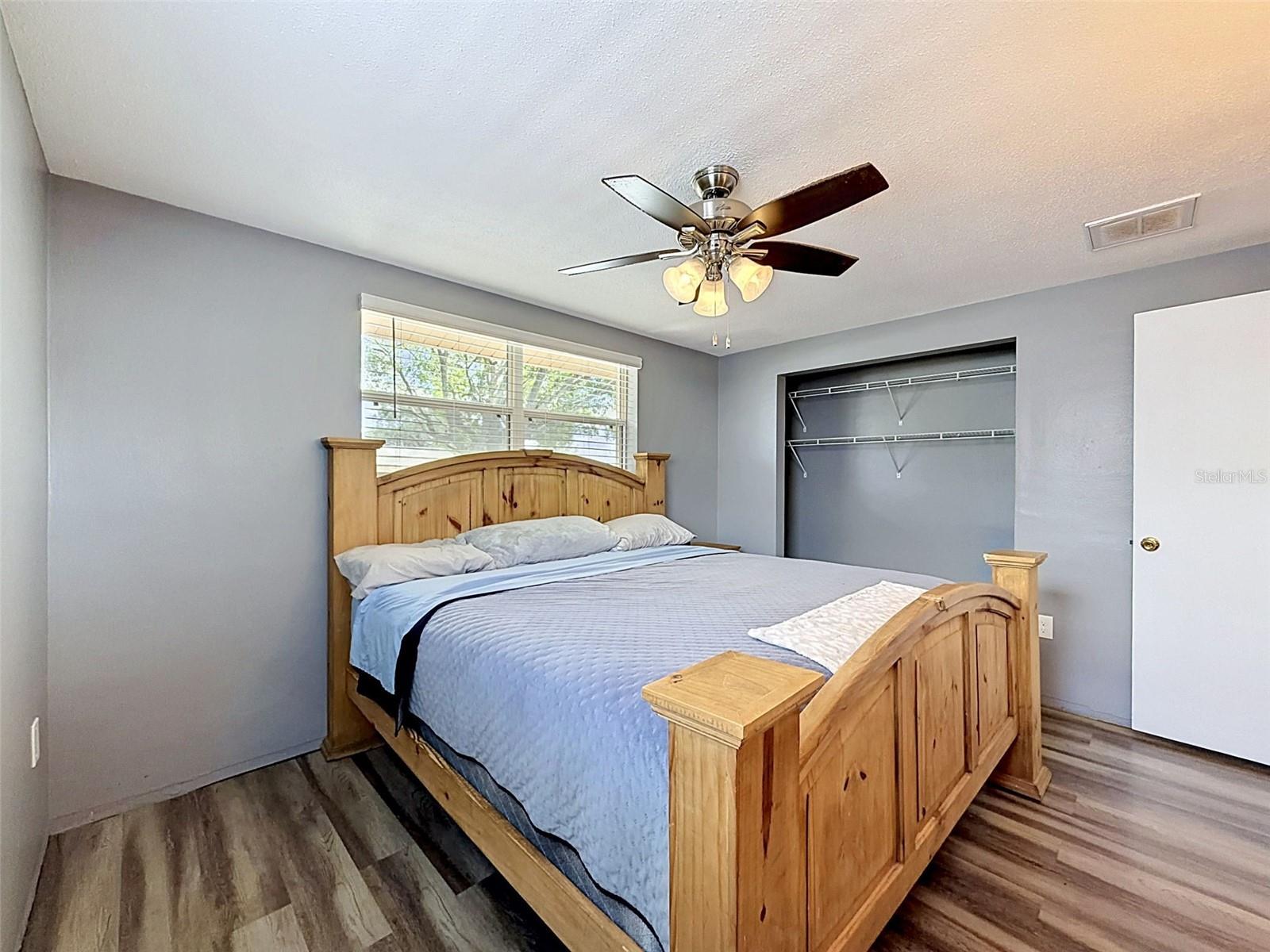 Image 21 of 33 For 10115 Oleander Drive