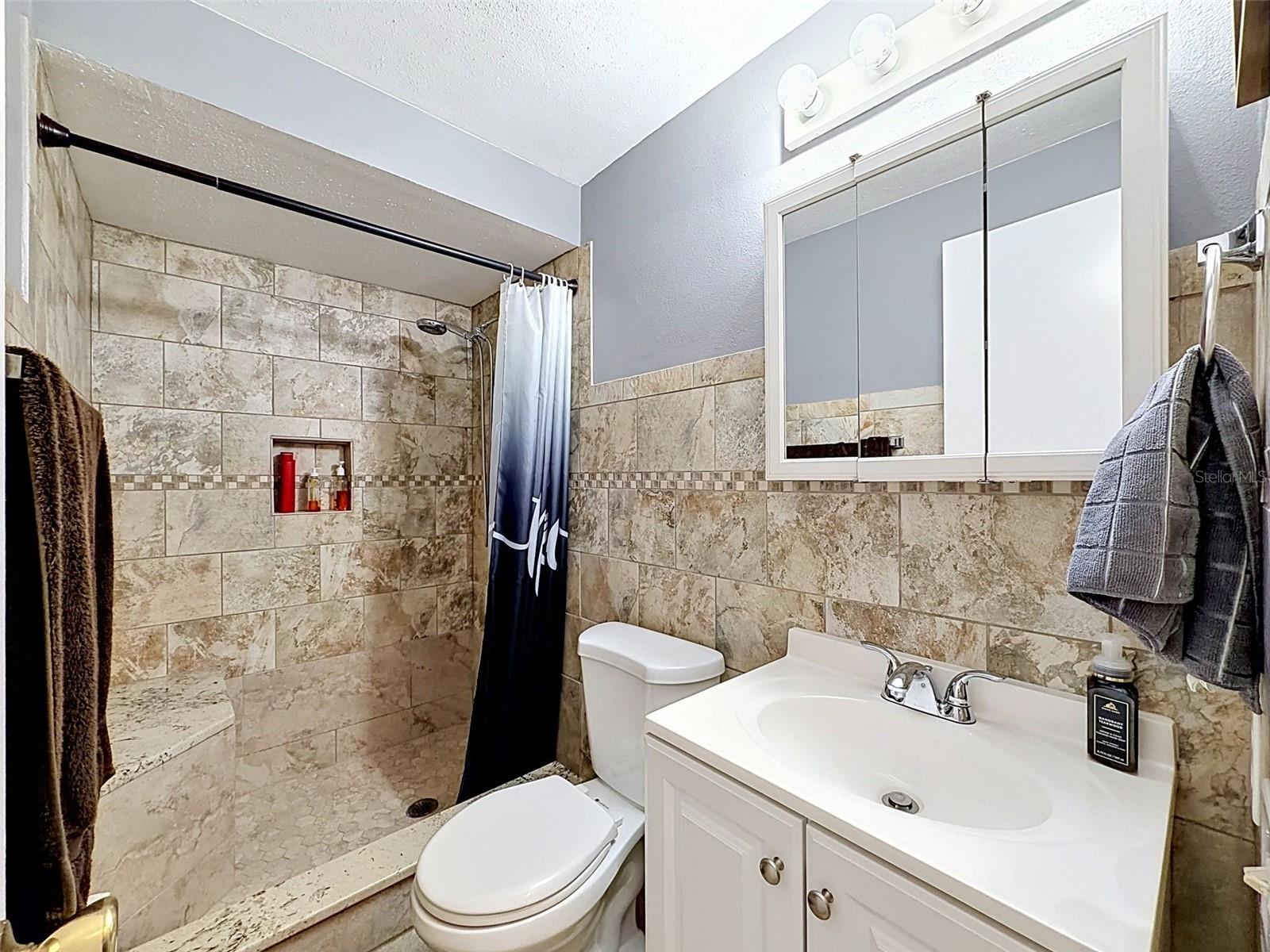 Image 23 of 33 For 10115 Oleander Drive