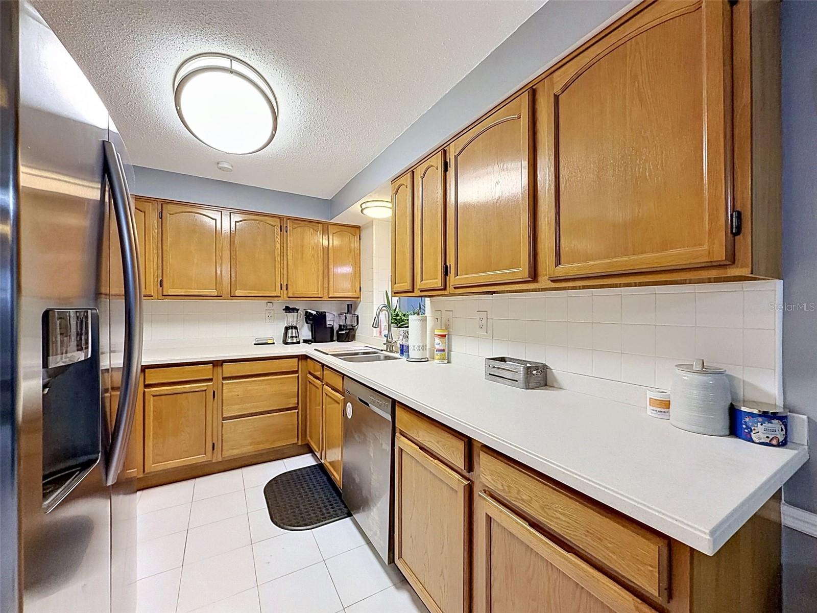 Image 7 of 33 For 10115 Oleander Drive