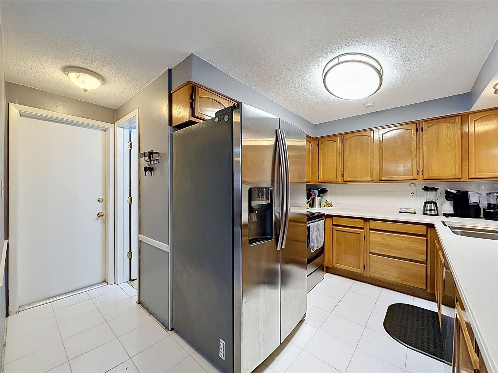 Image 9 of 33 For 10115 Oleander Drive