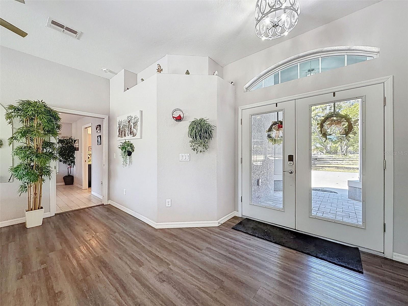 Image 10 of 99 For 18354 Monteverde Drive