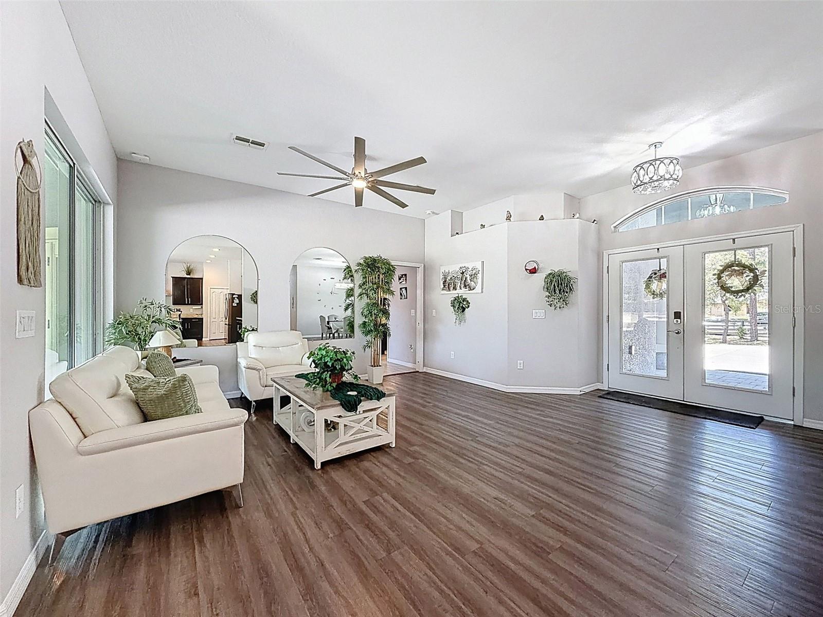 Image 11 of 99 For 18354 Monteverde Drive