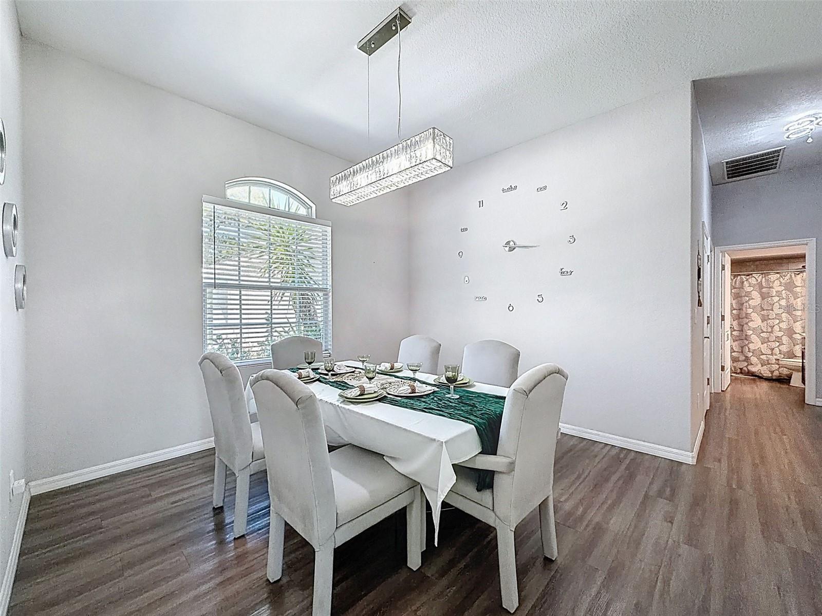 Image 18 of 99 For 18354 Monteverde Drive