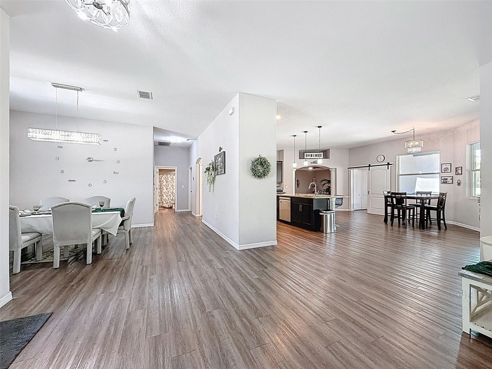 Image 19 of 99 For 18354 Monteverde Drive